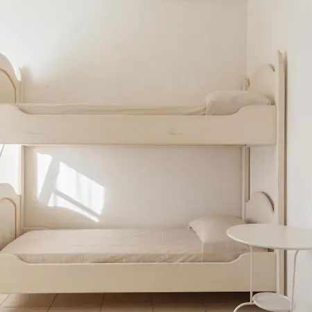 Apartment Elegant Ea Bianca 2 Bedroom Sleeps 6 Extra Bed Available N0715n *