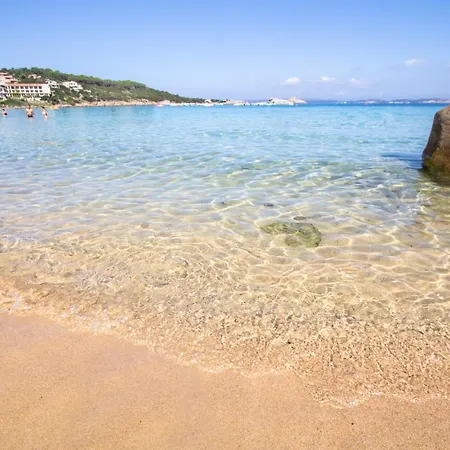 Appartamento Elegant Ea Bianca 2 Bedroom Sleeps 6 Extra Bed Available No0715 Cala Bitta