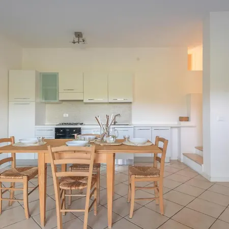 Elegant Ea Bianca 2 Bedroom Sleeps 6 Extra Bed Available N0715n Apartment *