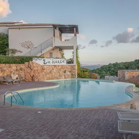 Elegant Ea Bianca 2 Bedroom Sleeps 6 Extra Bed Available No0715 Appartamento *