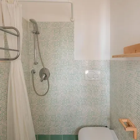 Elegant Ea Bianca 2 Bedroom Sleeps 6 Extra Bed Available No0715