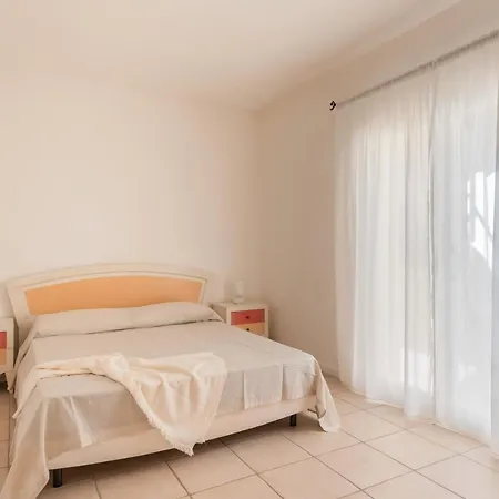 Elegant Ea Bianca 2 Bedroom Sleeps 6 Extra Bed Available No0715 Apartamento