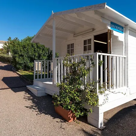 Elegant Ea Bianca 2 Bedroom Sleeps 6 Extra Bed Available No0715